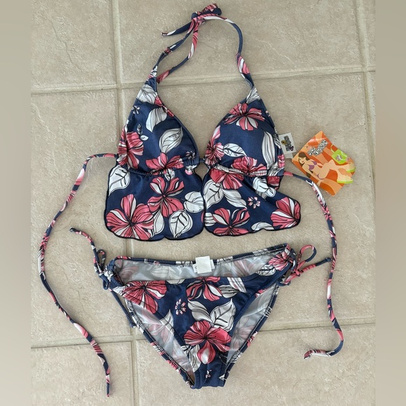 Bare Nothings Other - NWT Y2K Bare Nothings Floral Bikini Set - Size Medium